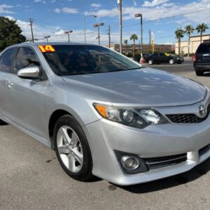 🚙 2014 Toyota Camry