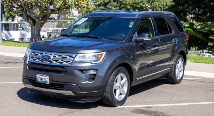 🚙 2018 Ford Explorer XLT – Clean, Spacious & Family-Ready SUV - Image 3