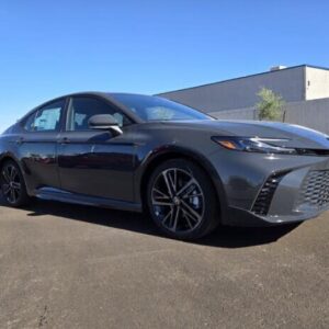 🚗 2026 Toyota Camry XSE FWD – Sleek, Efficient & Brand-New Hybrid Sedan