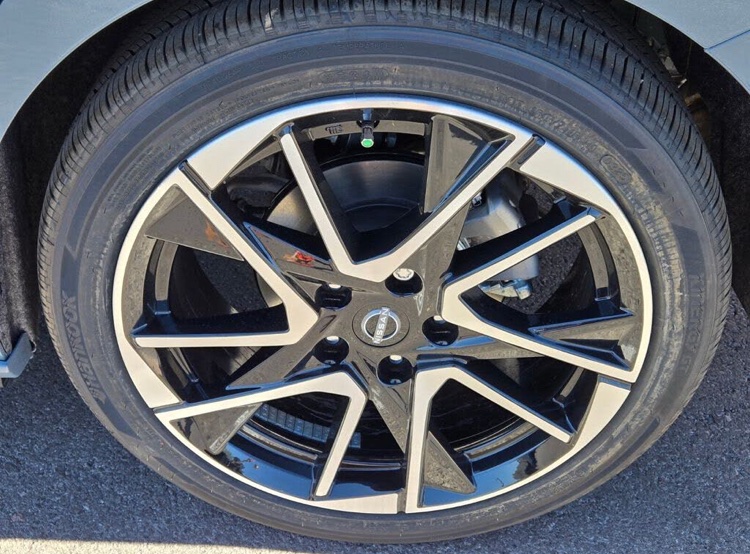 π 2025 Nissan Sentra SR FWD β Sporty, Efficient & Brand-New Sedan - Image 5