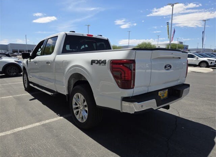 🚗 2025 Ford F-150 Lariat – Hybrid • 4WD • Luxury • 430 HP - Image 3
