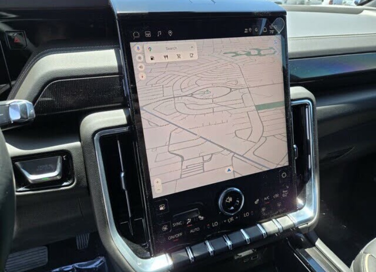 🚗 2025 GMC Yukon XL Elevation 4WD – Powerful, Spacious & Luxury SUV - Image 11