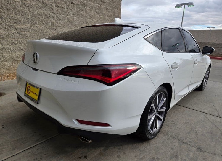 🚗 2025 Acura ADX FWD – Sleek, Efficient & Modern SUV - Image 4