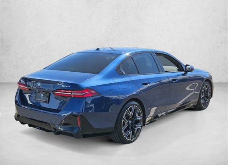 🚙 2025 BMW 5 Series 530i RWD – Sporty, Luxurious & Refined Sedan - Image 5
