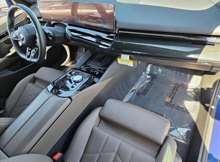 🚙 2025 BMW 5 Series 530i RWD – Sporty, Luxurious & Refined Sedan - Image 12