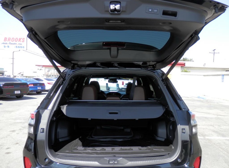 π 2025 Subaru Forester Touring AWD β Premium, Advanced & Adventure-Ready - Image 6