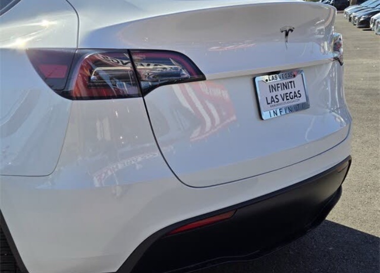 🚗 2023 Tesla Model Y – Brand New Long Range AWD SUV - Image 7