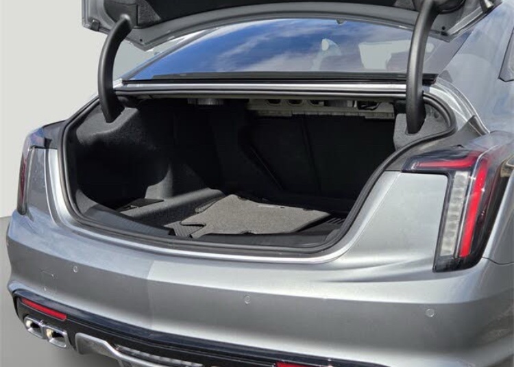 🚗 2026 Cadillac CT5 V-Series – Powerful, Refined & Performance-Driven Sedan - Image 17